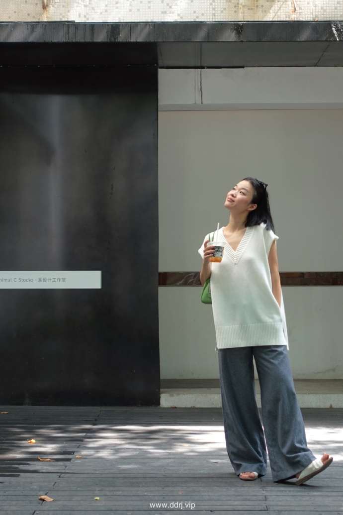 023-8-15，懂懂学习群聊天记录（2）：面对如今经济困境，我们该如何破局?"